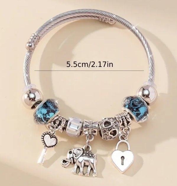 Pulsera brazalete con charms azul y elefante